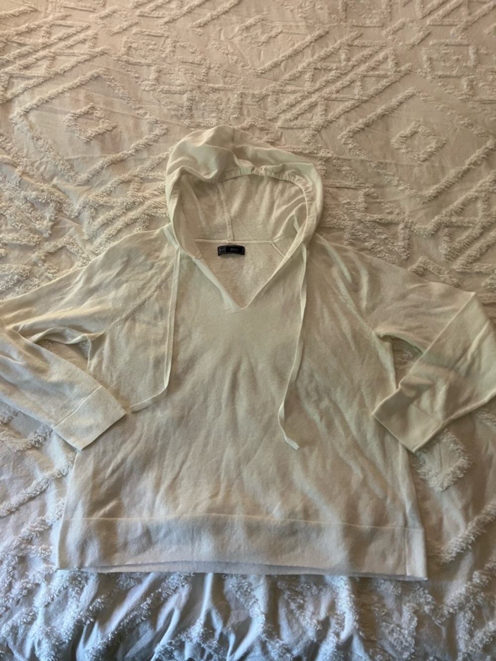GAP Light Cream V-Neck Hoodie Sweater